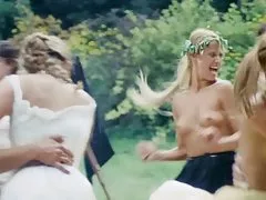 Polka neglige
