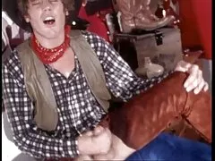 Vintage grote pik cowboy vult harige meisje kont gat (camaster)