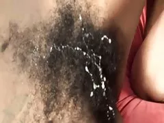 cum op zwarte harige pussy comp1