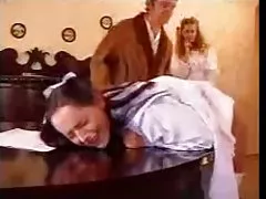 Niet een dochter spanking