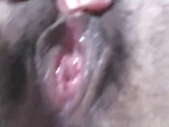 Natte en harige poesje